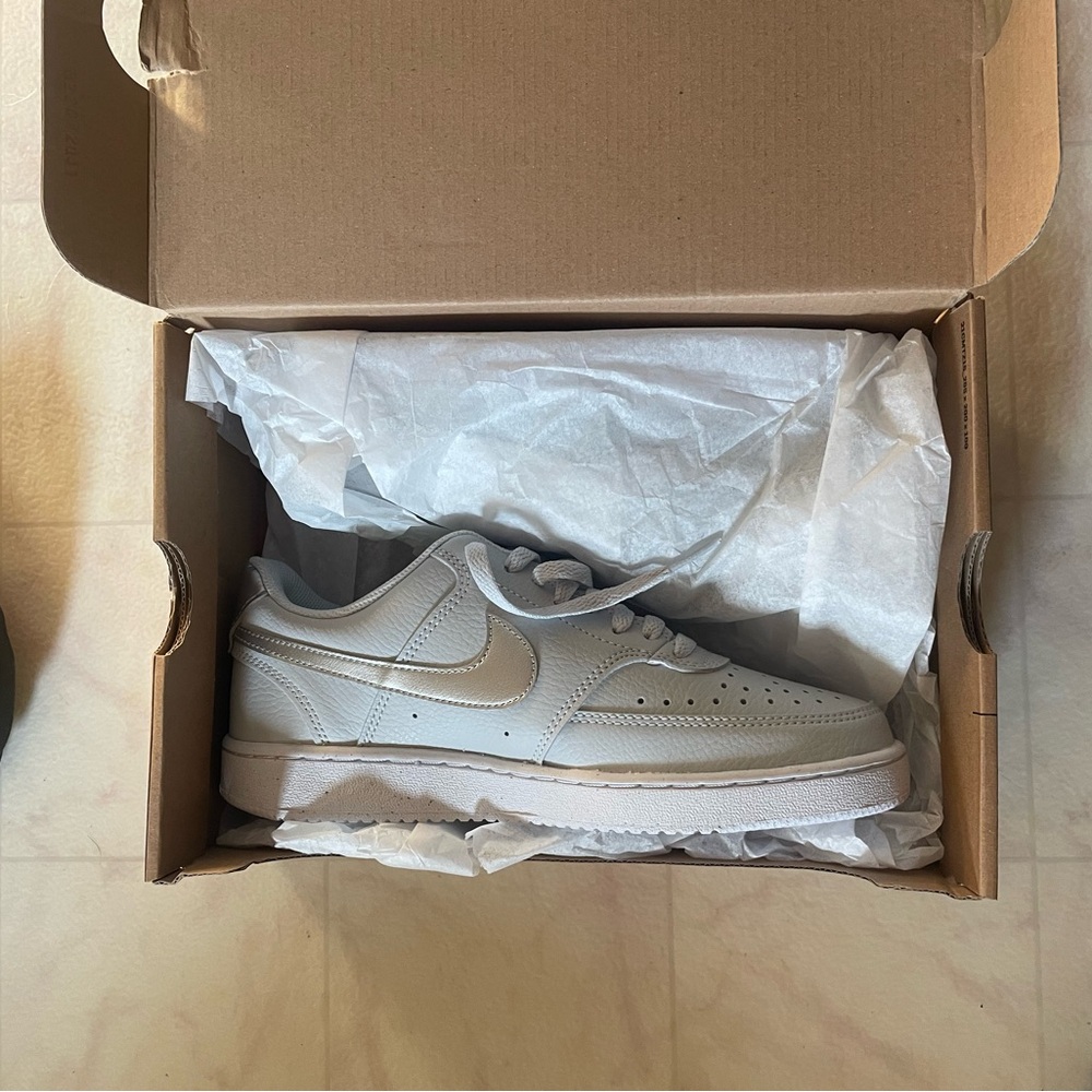 Nike Men's Classic White Sneakers